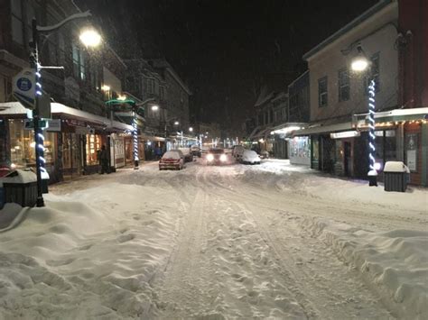 Snow continues in Juneau, weekend outlook uncertain