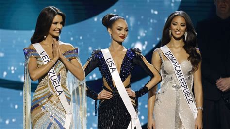 Miss Universe 2023: USA's R'Bonnie Gabriel crowned Harnaaz Sandhu, see the moment of victory ...