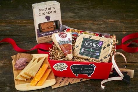 Cheese Gift Baskets from Wisconsin | Wisconsin Cheese | Wisconsin Cheese