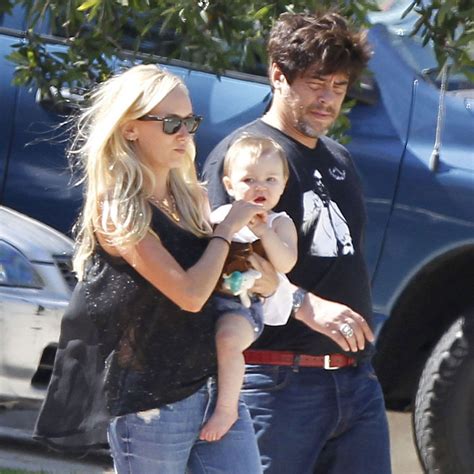 Kimberly Stewart and Benicio Del Toro With Delilah | POPSUGAR Celebrity