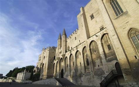 Exploring Ancient Avignon, France - Trazee Travel