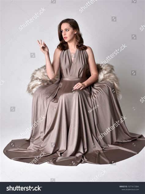 91,323 Sitting Long Dress Images, Stock Photos, 3D objects, & Vectors | Shutterstock