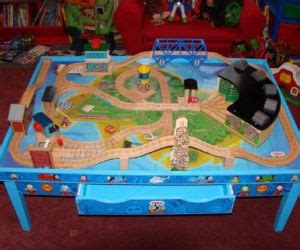 How to build Thomas the Train Table Plans