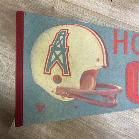 HOUSTON OILERS VINTAGE 1970s 3D HELMET NFL FOOTBALL PENNANT – The Felt Fanatic