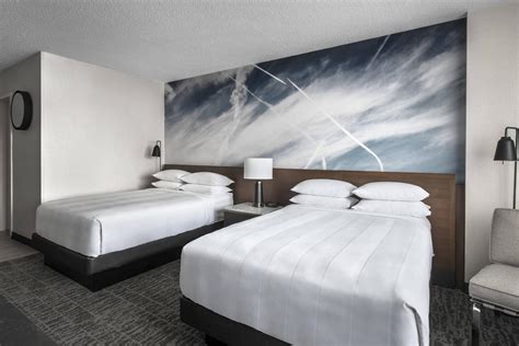 Hotel in Newark Airport NJ | Newark Liberty International Airport Marriott