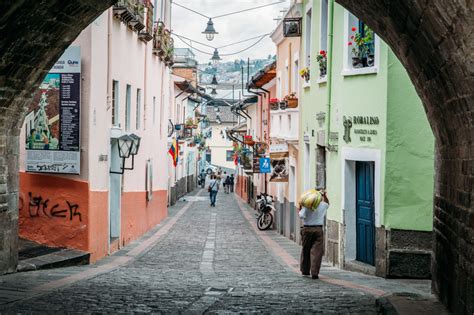 Exploring Old Town Quito by Foot - Bold Travel