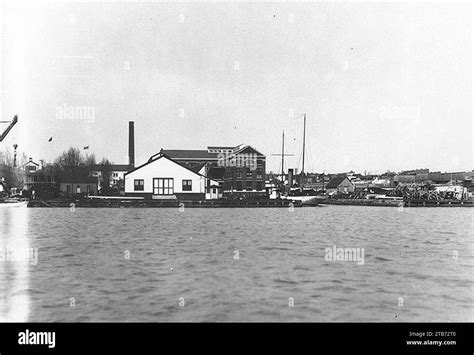 Washington Navy Yard and USS Sylph PY-5 Stock Photo - Alamy