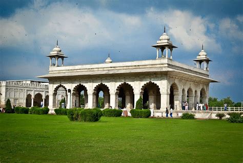 Diwan-i-Khas (Red Fort) | Red fort, Mughal architecture, Agra fort