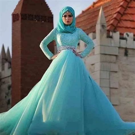 Gorgeous Saudi Arabia Ball Gown Evening Dresses Long Sleeve Dubai ...