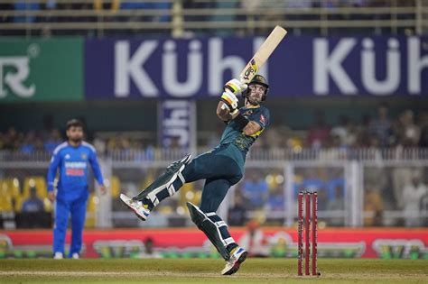 Glenn Maxwell upped the ante in the big chase | ESPNcricinfo.com