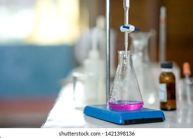 Science Laboratory Concept Chemical Laboratory Titration写真素材1421398136 | Shutterstock