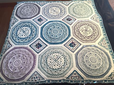 About Labyrinth Celtic mandala blanket | LillaBjörn's Crochet World