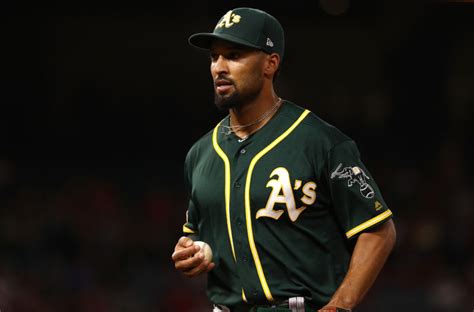 Marcus Semien has rare distinction in explosive fifth inning