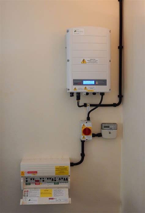 Solaredge Inverter Huby.640 x 940 pxls | Ecocetera