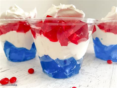 Red White and Blue Jello Cups - Super Easy 4th of July Jello Dessert!