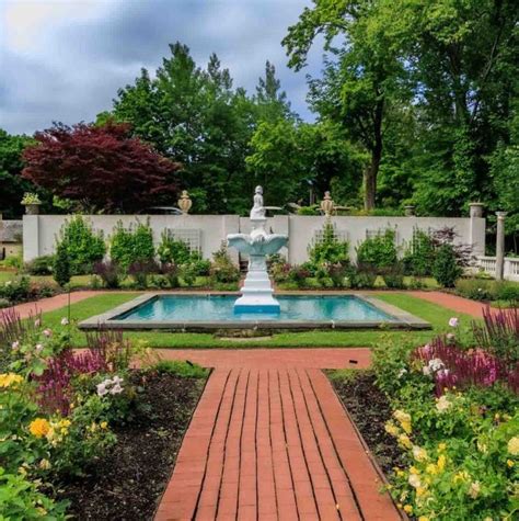 Centerport Garden Club revitalizes, replants Vanderbilt Museum Rose ...