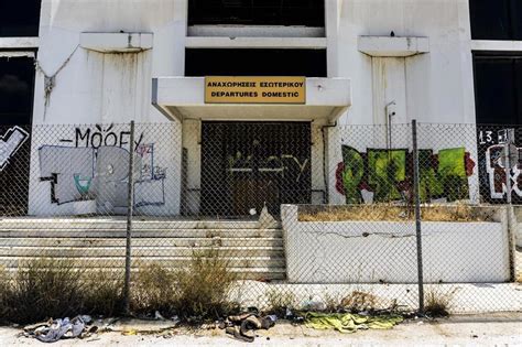 They built these amazing airports then abandoned them | loveexploring.com