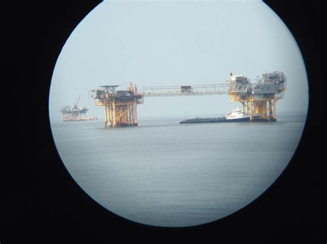 Crew Boat Gets Stuck in Offshore Platform - Photo