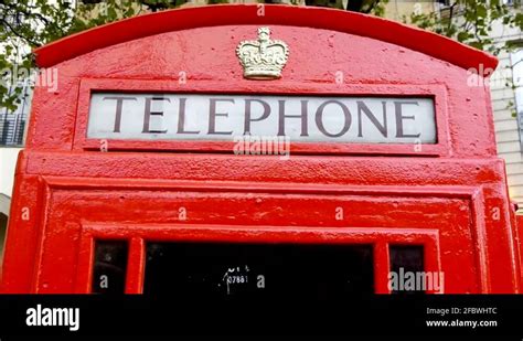 Phone booth london Stock Videos & Footage - HD and 4K Video Clips - Alamy