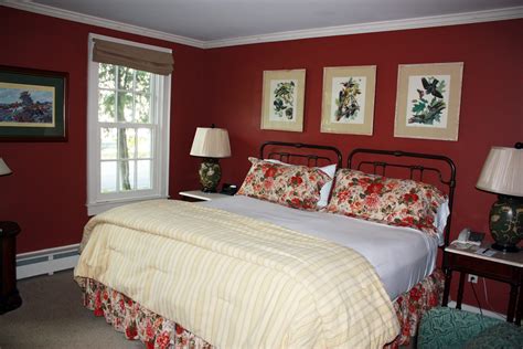 The Dorset Inn, Dorset, Vermont - Travel Like a Local: Vermont