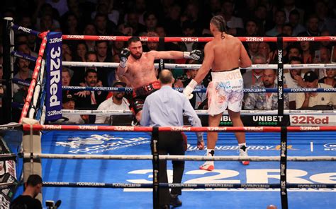 Boxing: Joseph Parker knocked out for first time as a pro by Joe Joyce | RNZ News