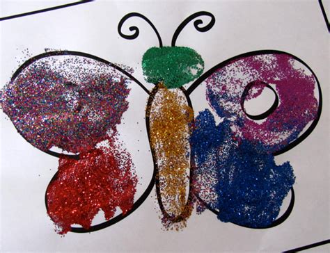 Make it sparkle: using glitter - Projects for Preschoolers