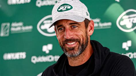 Aaron Rodgers hints at possibility of 3-4 years with NY Jets