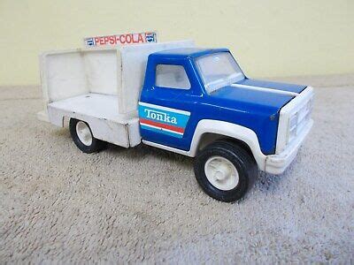 VINTAGE TOY PEPSI TRUCK PRESS STEEL FOR PARTS RESTORE MISSING BOTTLES ...