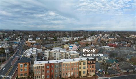 Old Town Herndon Virginia Stock Photo - Download Image Now - Virginia ...