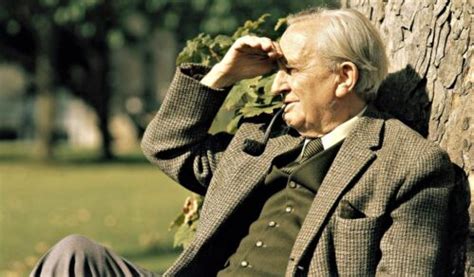 TOP CHRISTIAN WRITERS 2020 - Best Selling Christian Books Tolkien to Kingsbury