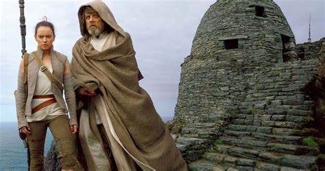 Star Wars 8 Has Luke Skywalker Hunting for the First Jedi Temple