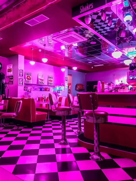 Restaurant. 80’s. Aesthetic. 2020. | Diner aesthetic, Nightclub design ...