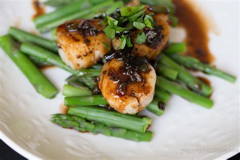 Scallops and Asparagus with Black Garlic Jus — YOGABYCANDACE