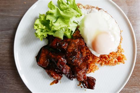 Lok Lak Beef with Red Rice