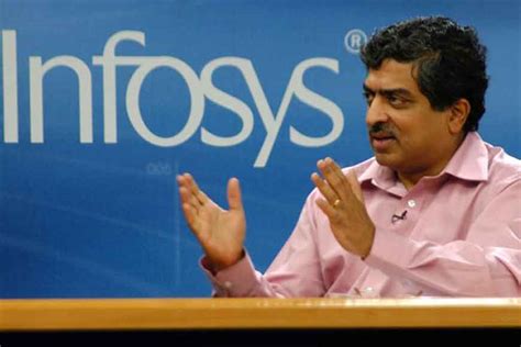 Nandan Nilekani might take up reins of Infosys