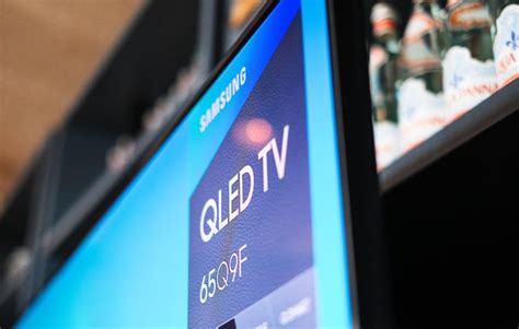 Crystal UHD VS QLED: Which One is Better? [UPDATED] - Blue Cine Tech