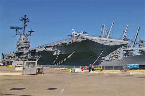 USS Hornet - Sea, Air, and Space Museum in San Francisco - Aircraft Carrier Deemed a US National ...