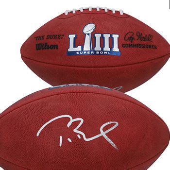 Tom Brady autograph signing sparks uproar: ‘He defaced our stuff’ | cllct