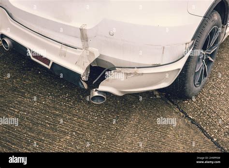 Rear end accident crash damage hi-res stock photography and images - Alamy