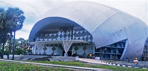 Gedung Auditorium Megah Kapasitas 4000 Orang Segera Digunakan – UNDANA ...