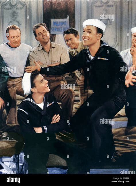 FRANK SINATRA, GENE KELLY, ANCHORS AWEIGH, 1945 Stock Photo - Alamy