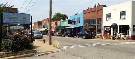 The Best Small Towns in the Ozarks to Chill Out - WorldAtlas