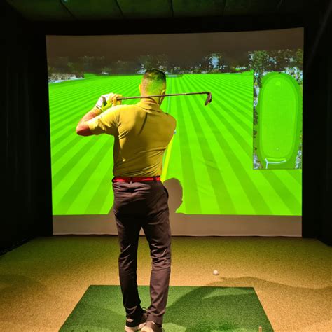 3 Strategies to Maximize Your Golf Simulator Practice – Under Par Performance Golf