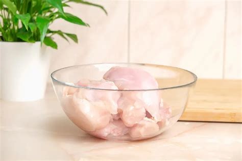 How & When to Start Defrosting Your Turkey Based on Its Size?