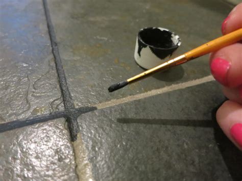 OMG You Can Paint Grout - Evan & Katelyn | Home DIY | Tutorials