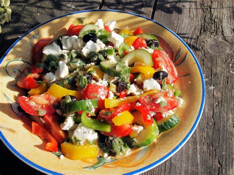 A New 5:2 Diet Fast Day Recipe - Greek Lunch Box Salad with Feta Cheese ...