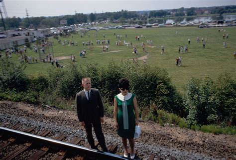 RFK's Funeral Train – Photos by Paul Fusco (via The Atlantic) - Highball Number 8