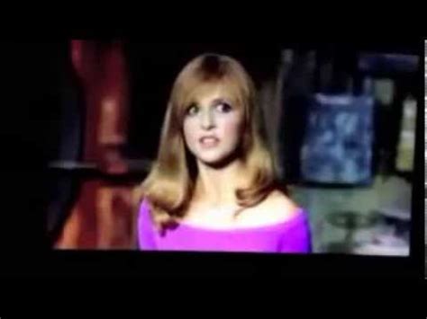 Fred Jones & Daphne Blake - Love Will Remember - YouTube