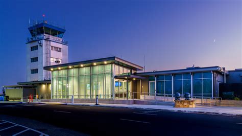 Charles M Schulz - Sonoma County Airport Terminal