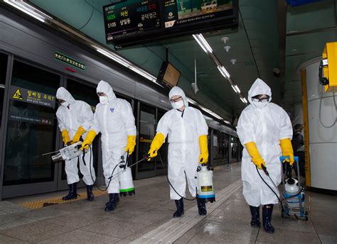 How South Korea Lost Control of Its Coronavirus Outbreak | The New Yorker